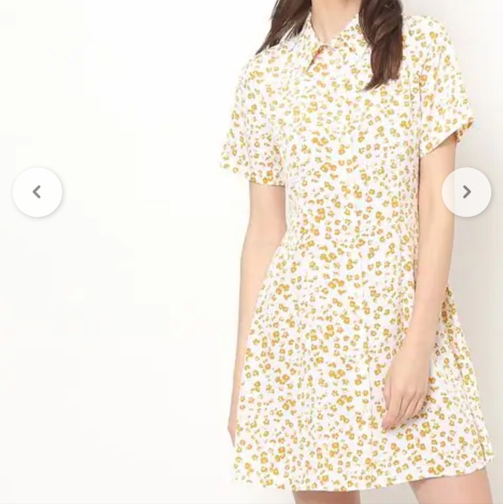 🌟Calvin Klein Floral Shirt Dress